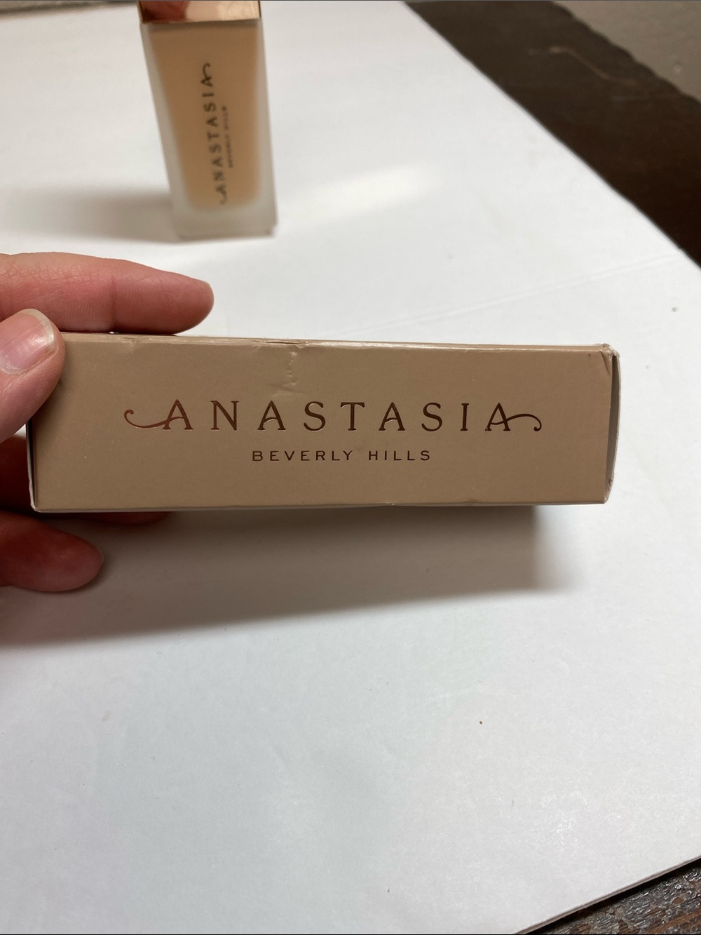 Anastasia Beverly Hills Impeccable Liquid Foundation - 1.5N.
New - Picture 4 of 6